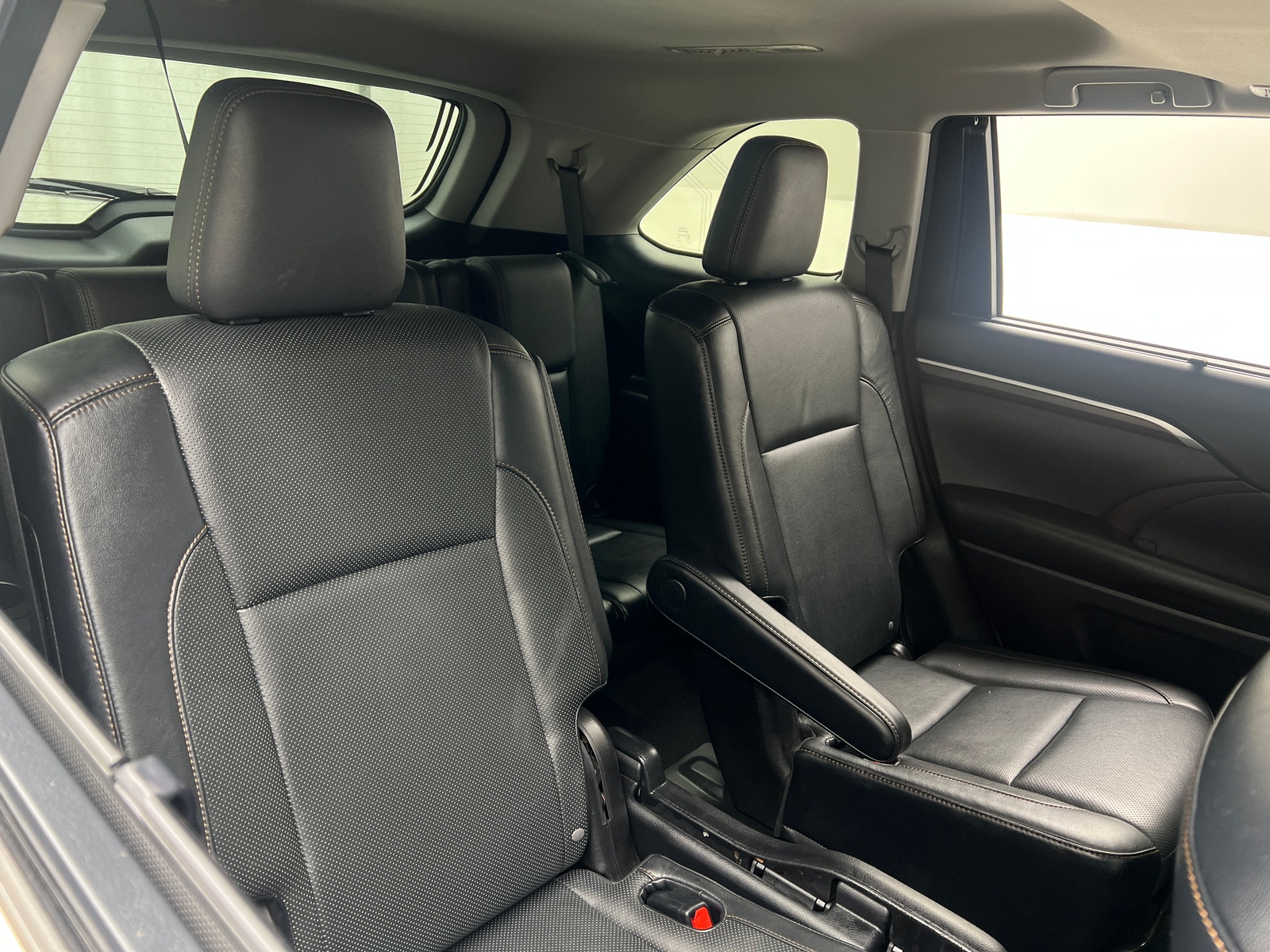 Thumbnail: 2015 Toyota Highlander - 5