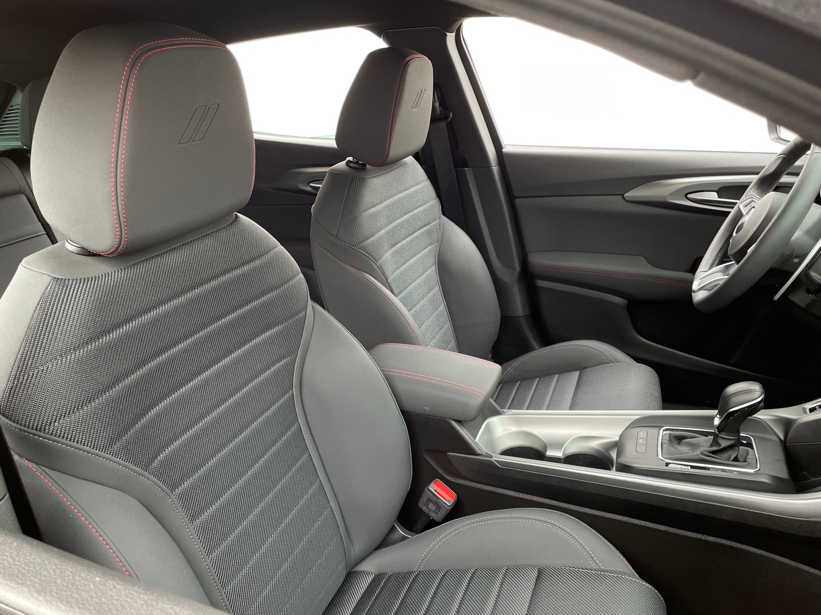 Thumbnail: 2024 Dodge Hornet - 2