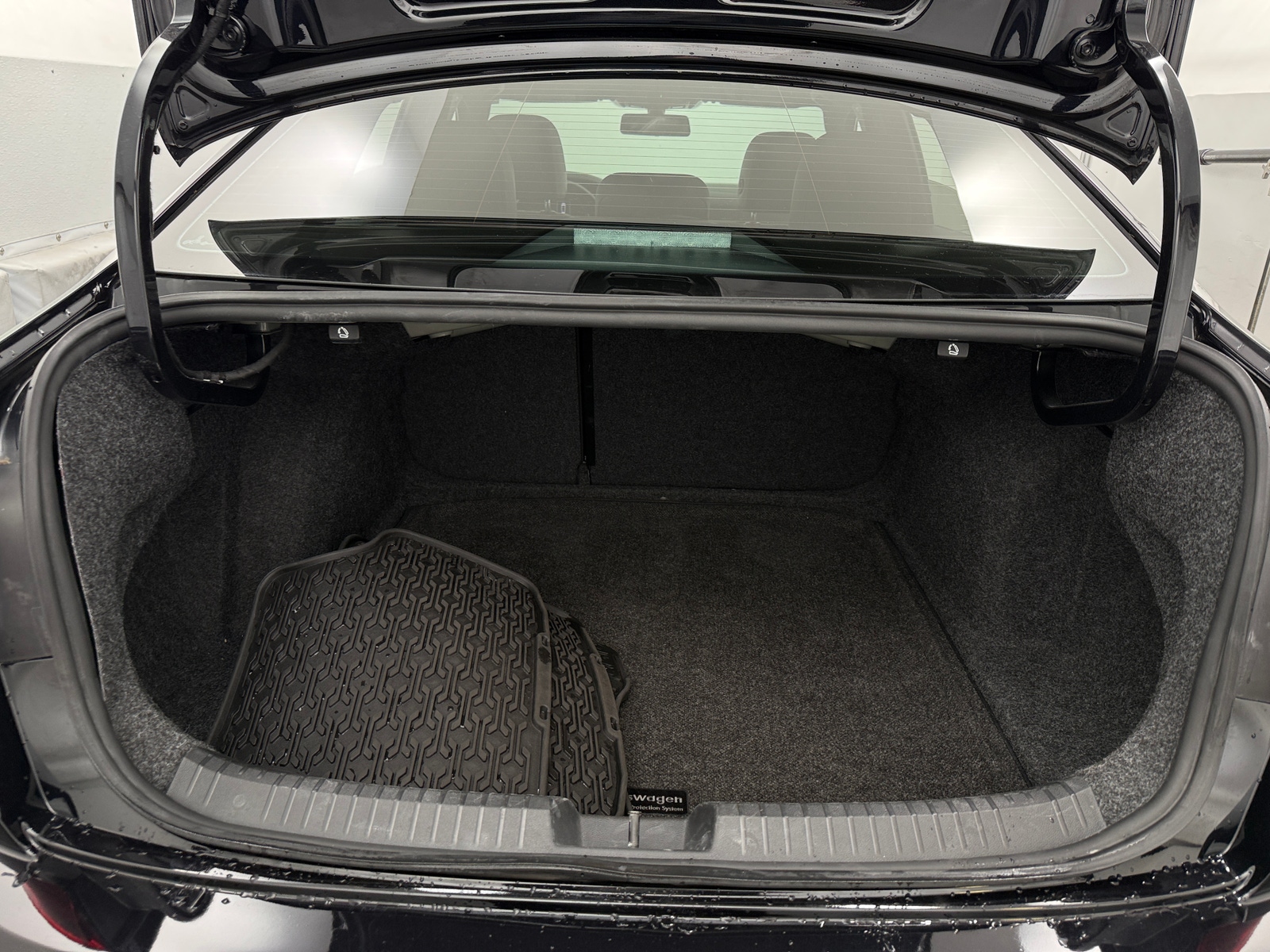 Thumbnail: 2021 Volkswagen Jetta - 6