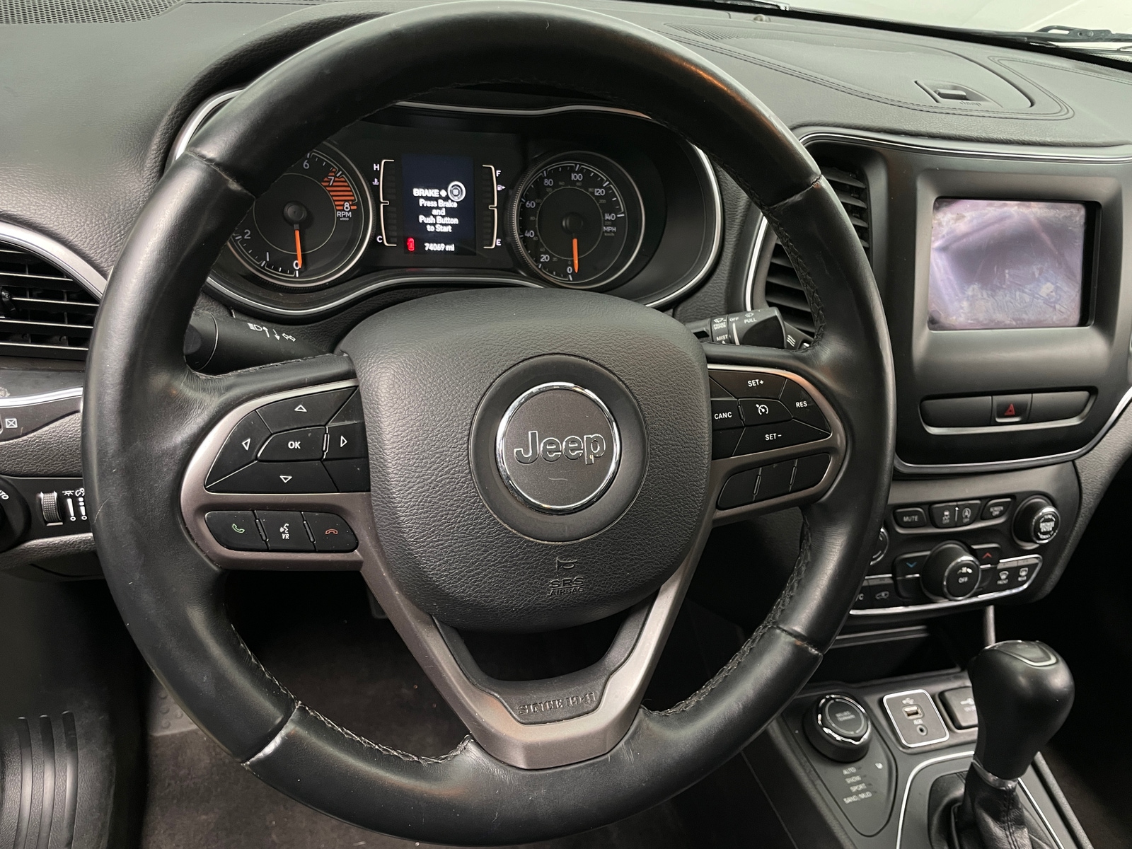 Thumbnail: 2019 Jeep Cherokee - 5