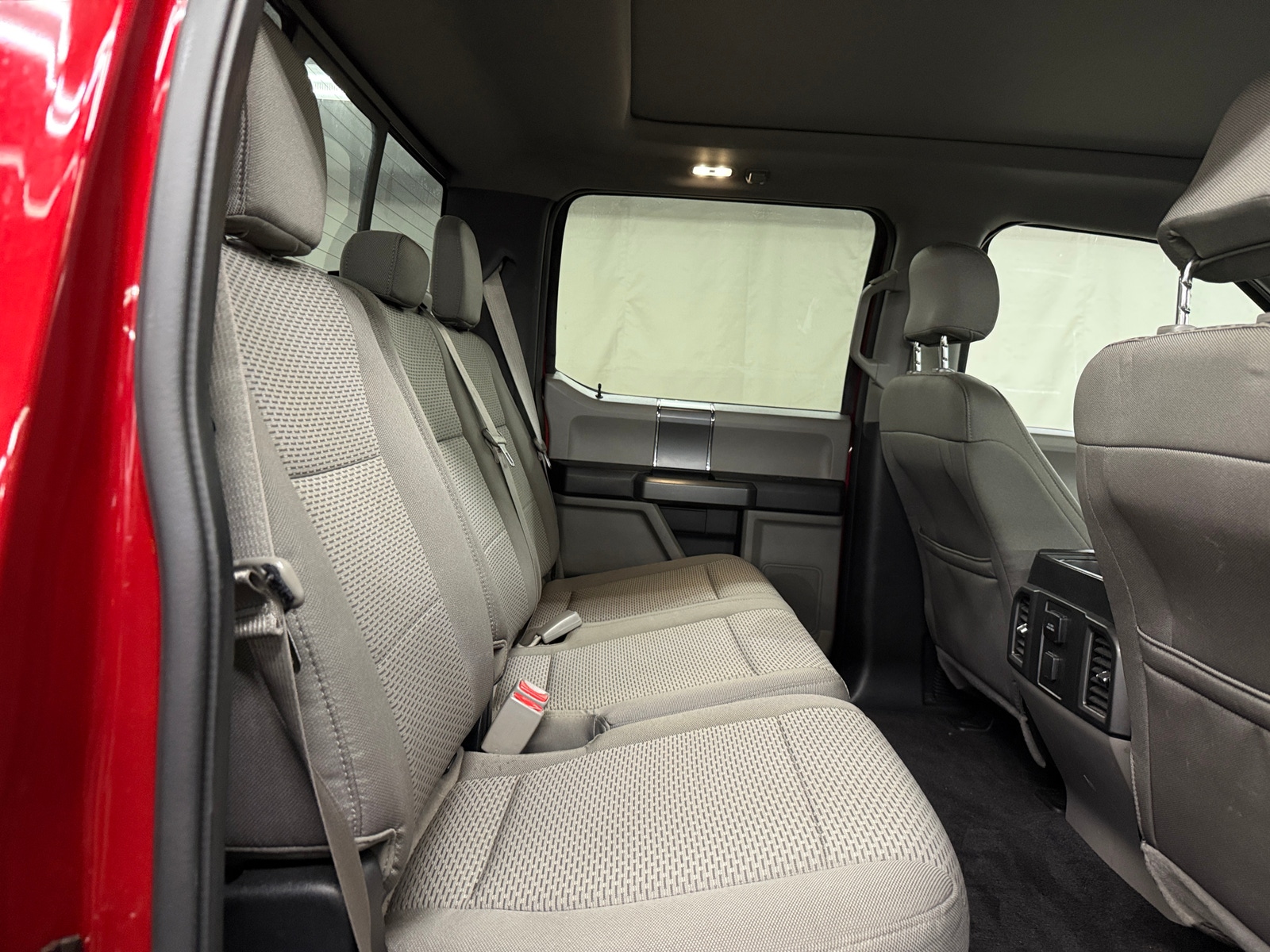 Thumbnail: 2016 Ford Econoline - 6