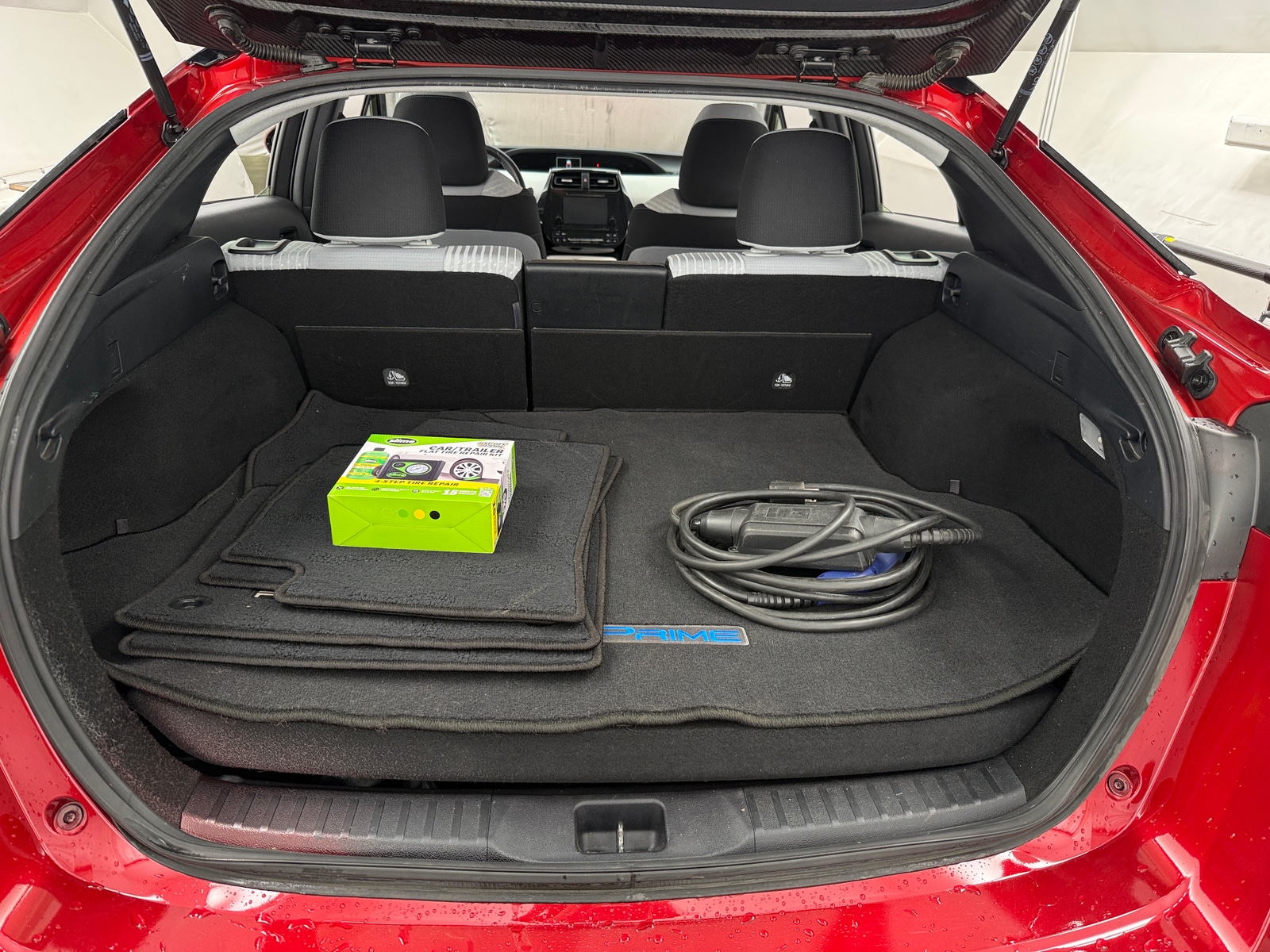 Thumbnail: 2017 Toyota Prius Prime - 7