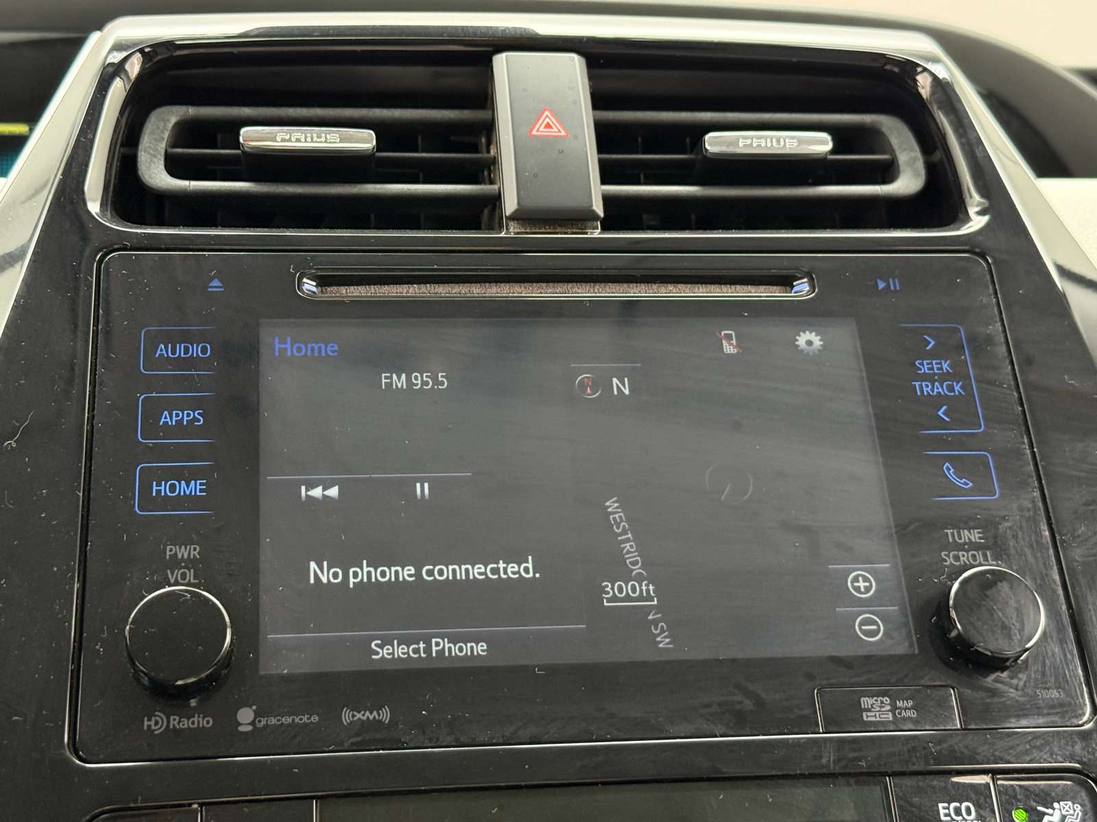 Thumbnail: 2017 Toyota Prius Prime - 4