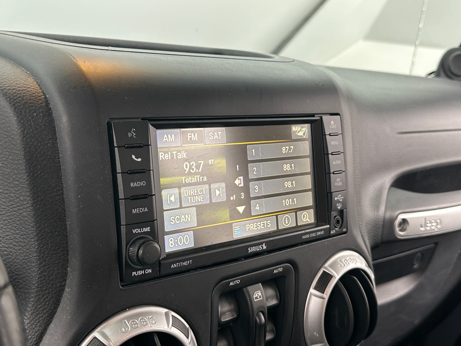 Thumbnail: 2014 Jeep Wrangler - 3