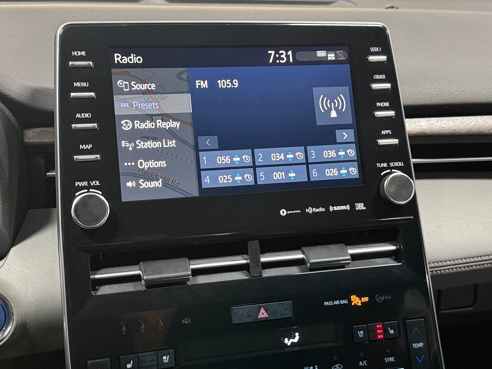 Thumbnail: 2019 Toyota Avalon - 4