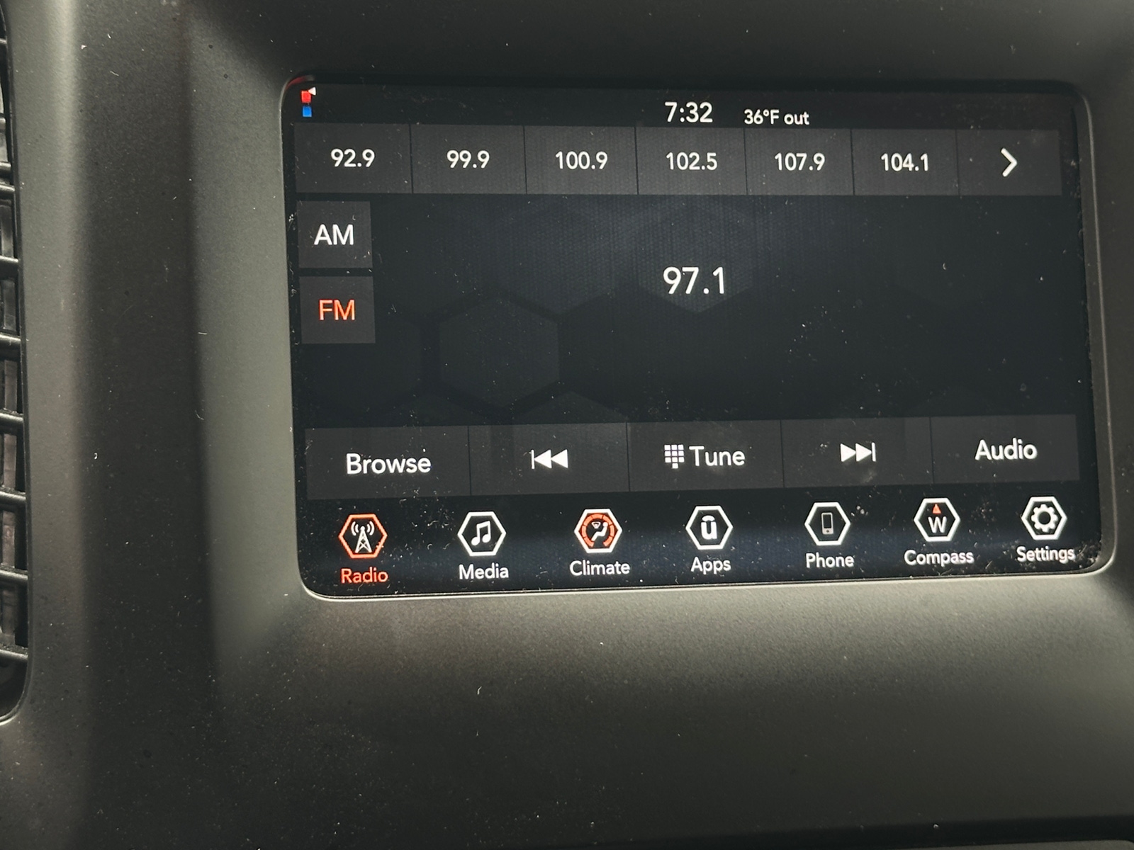 Thumbnail: 2019 Jeep Cherokee - 4