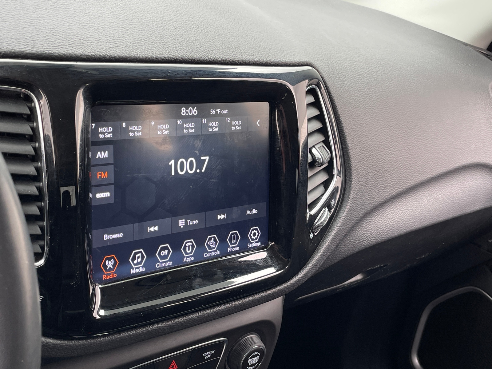 Thumbnail: 2019 Jeep Compass - 3