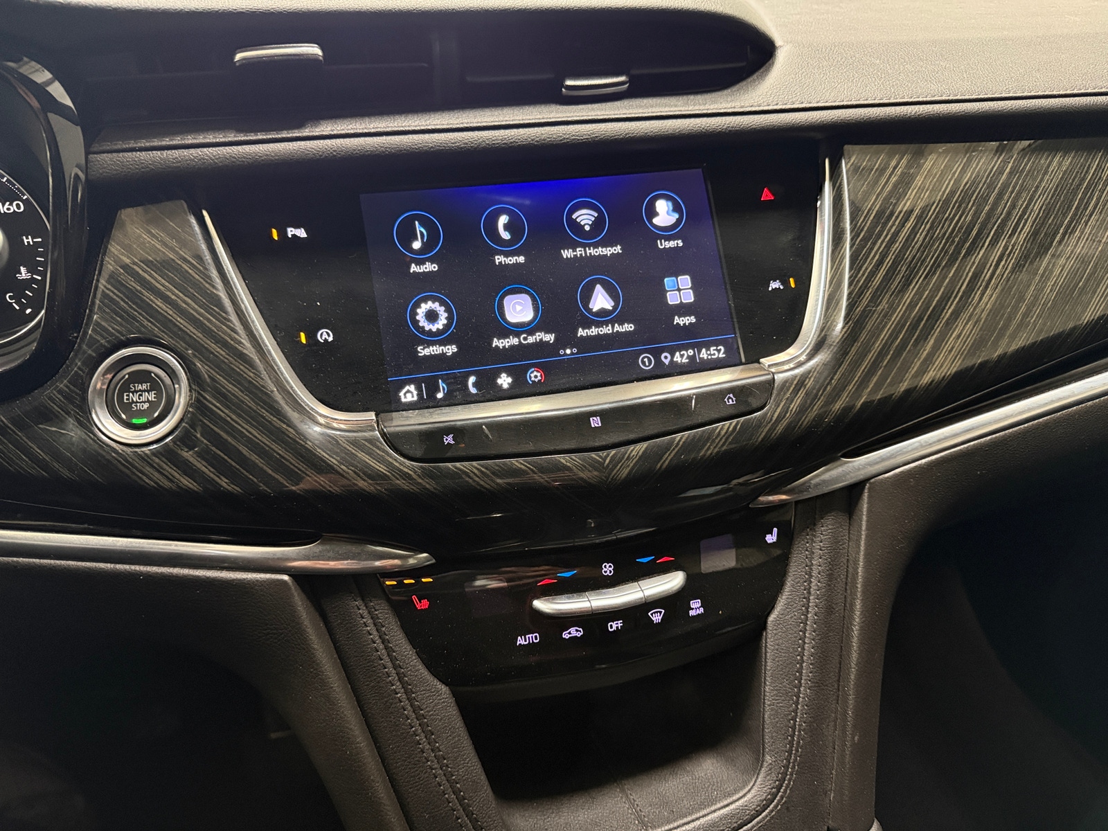 Thumbnail: 2020 Cadillac XT6 - 3