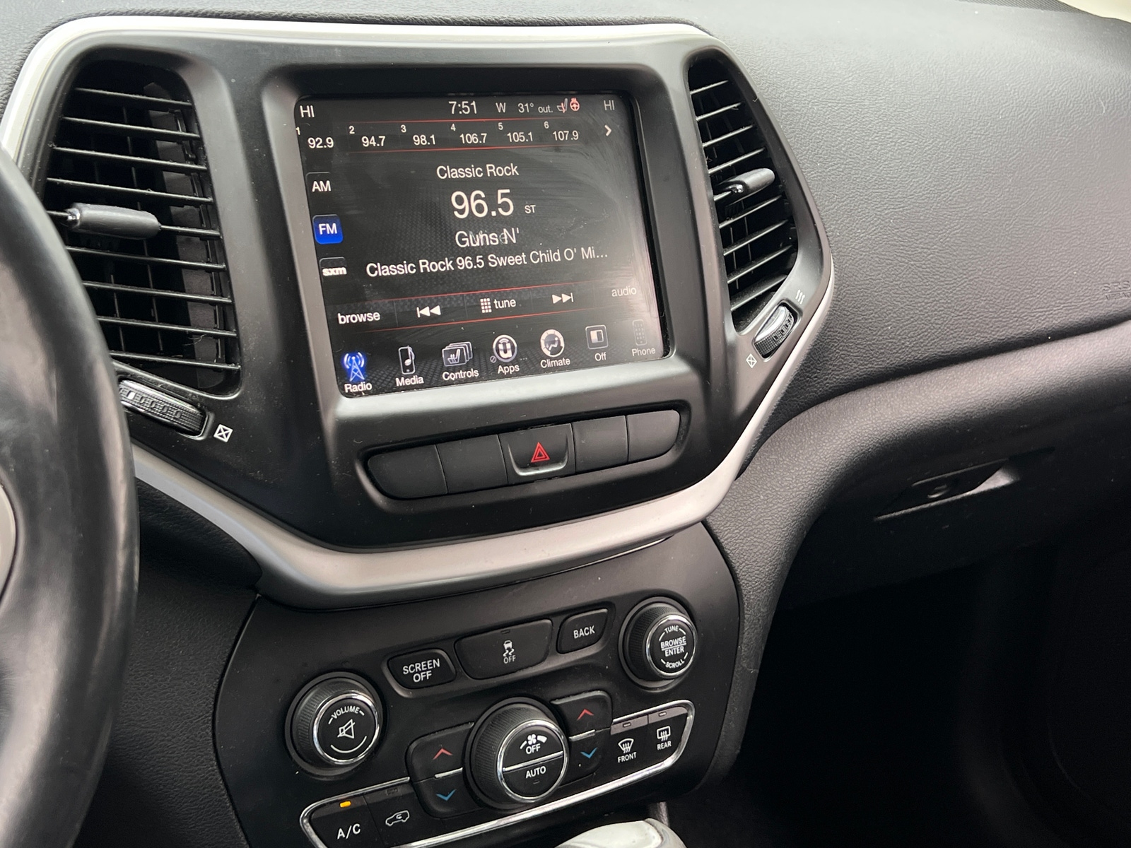 Thumbnail: 2014 Jeep Cherokee - 4