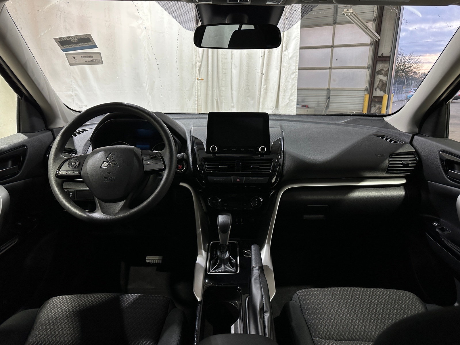 Thumbnail: 2024 Mitsubishi Eclipse Cross - 3