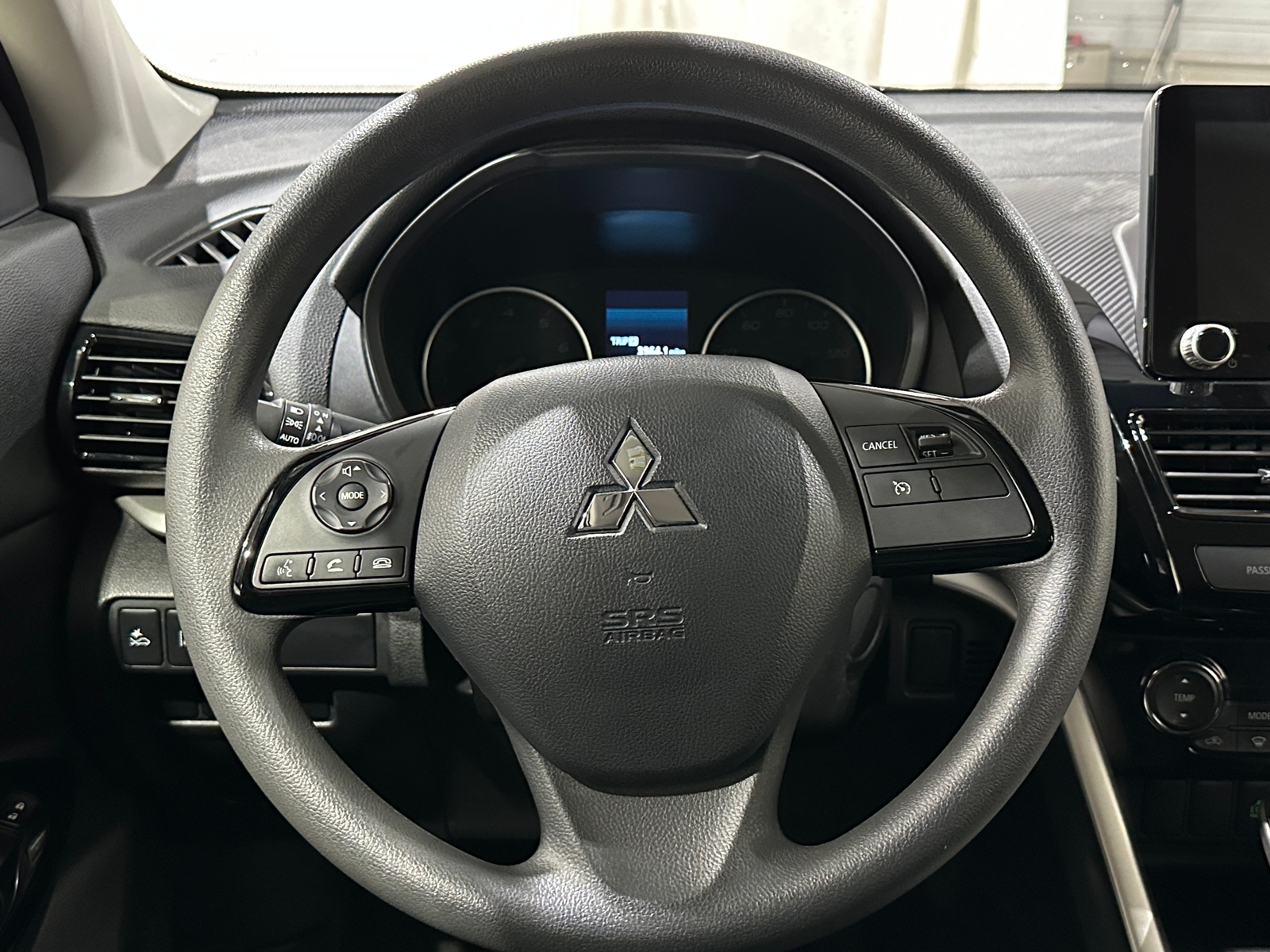 Thumbnail: 2024 Mitsubishi Eclipse Cross - 5