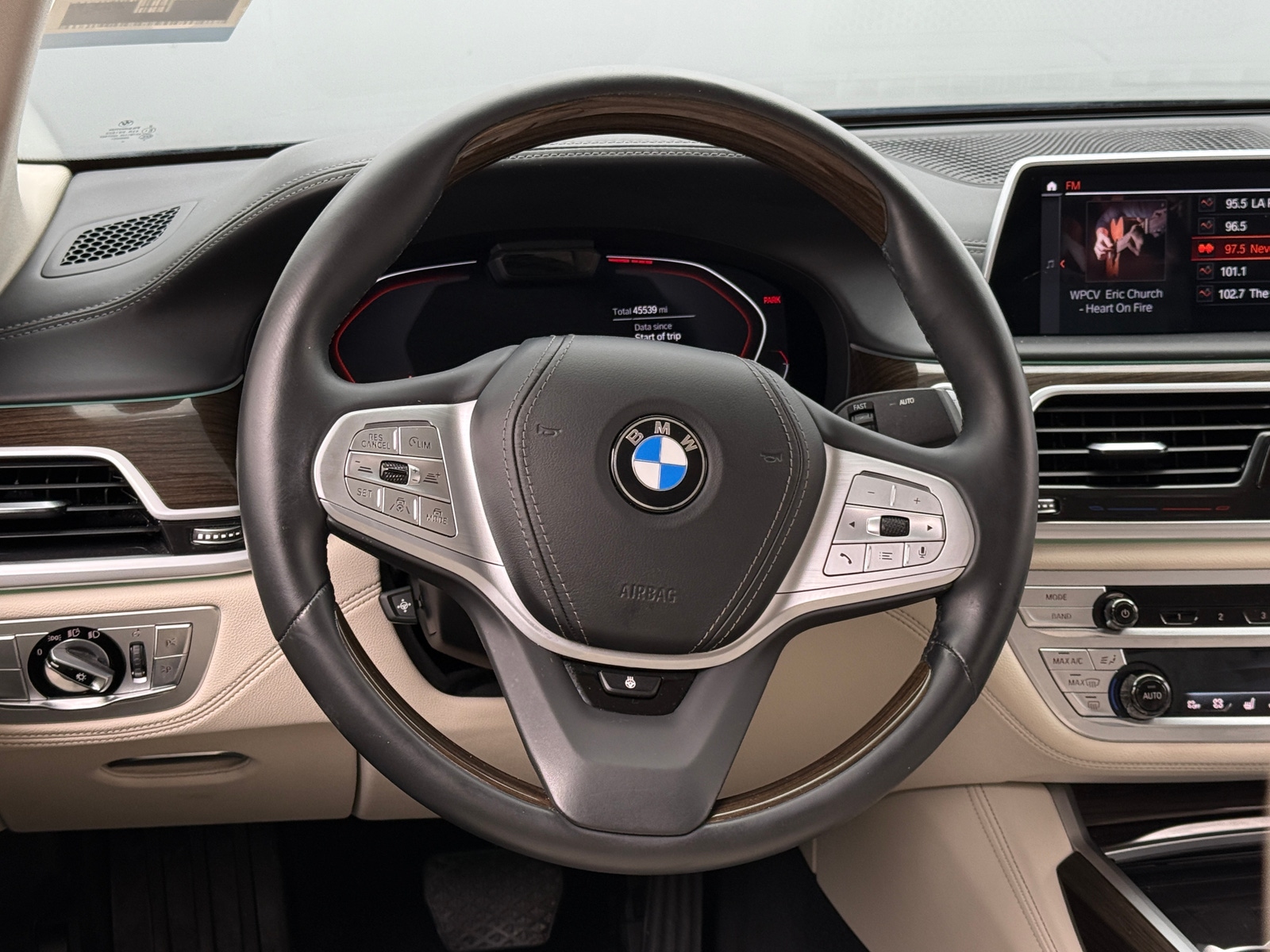 Thumbnail: 2022 BMW 7 Series - 4