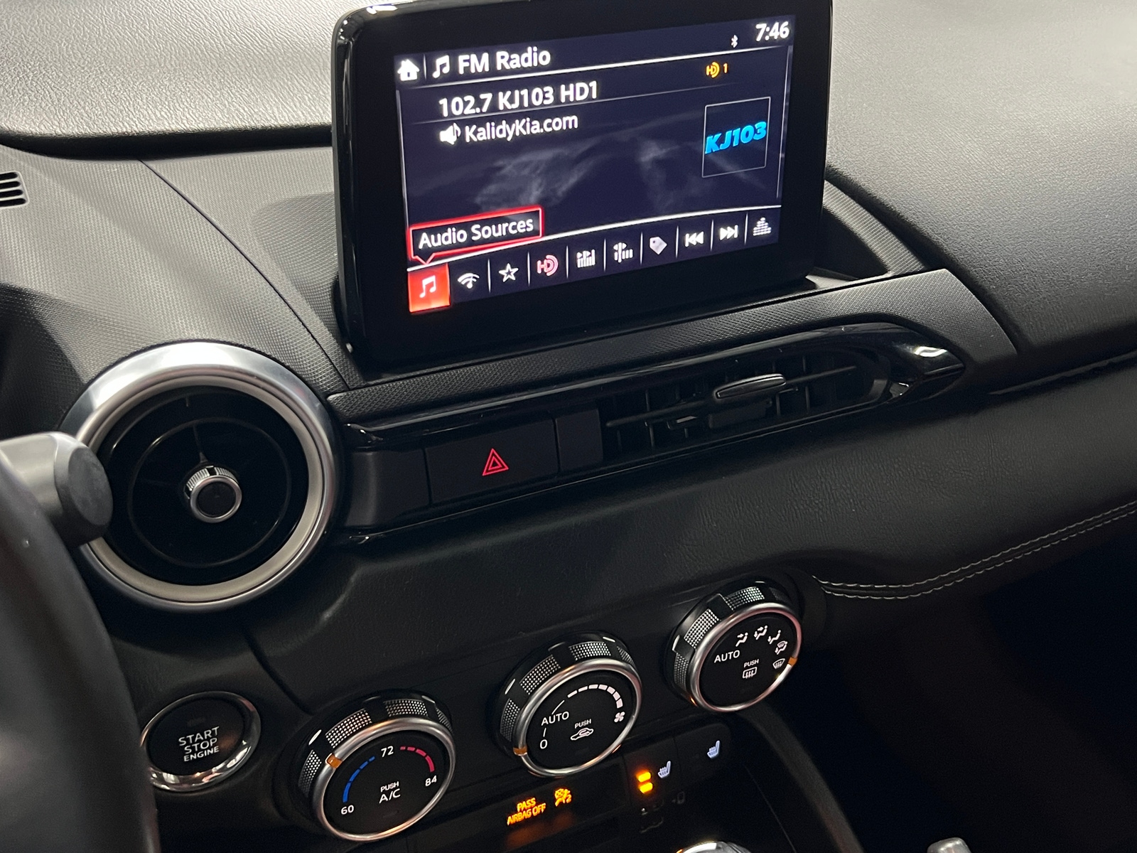 Thumbnail: 2020 Mazda MX-5 Miata - 3