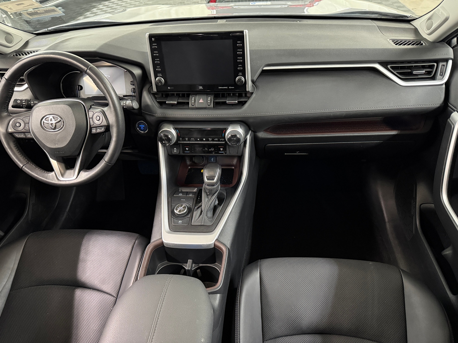 Thumbnail: 2022 Toyota RAV4 - 2