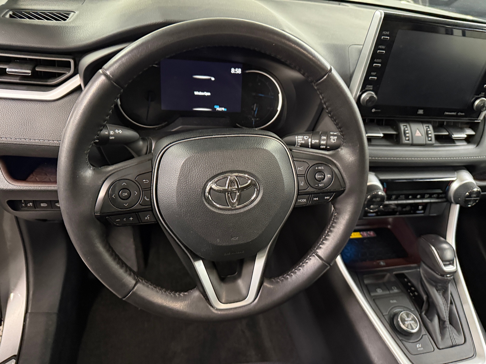 Thumbnail: 2022 Toyota RAV4 - 4