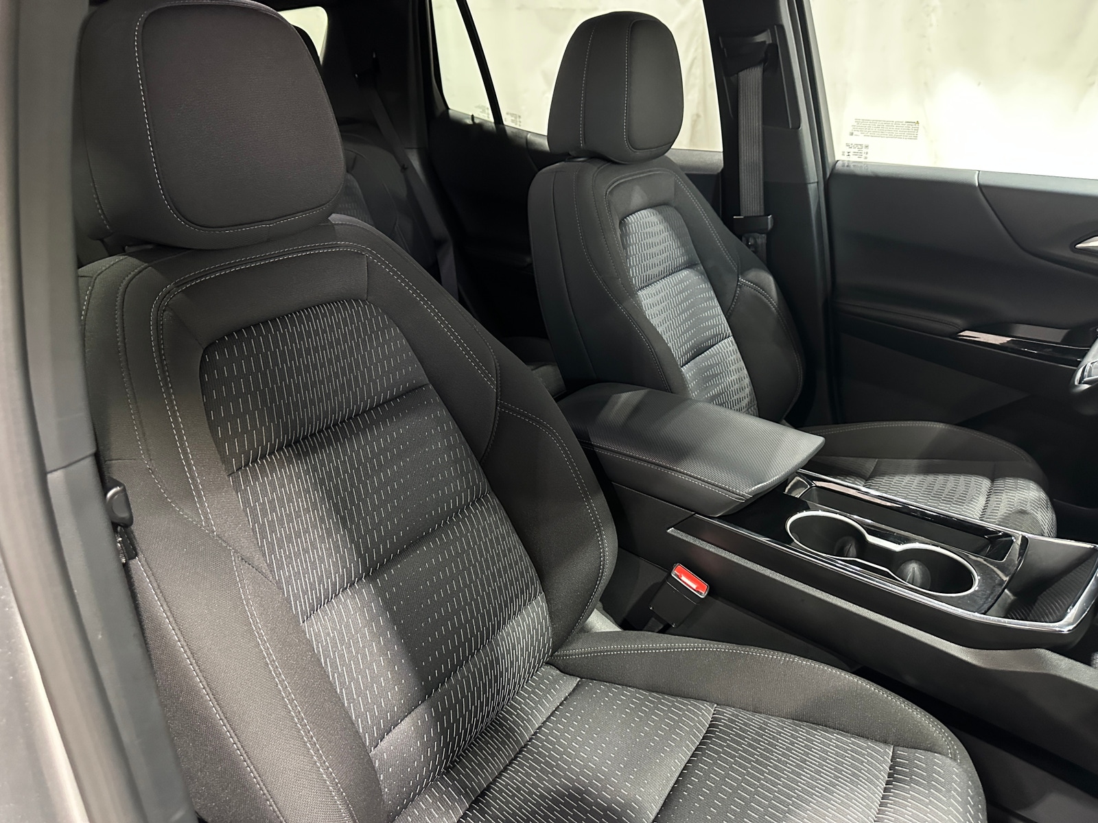 Thumbnail: 2025 Chevrolet Equinox - 2