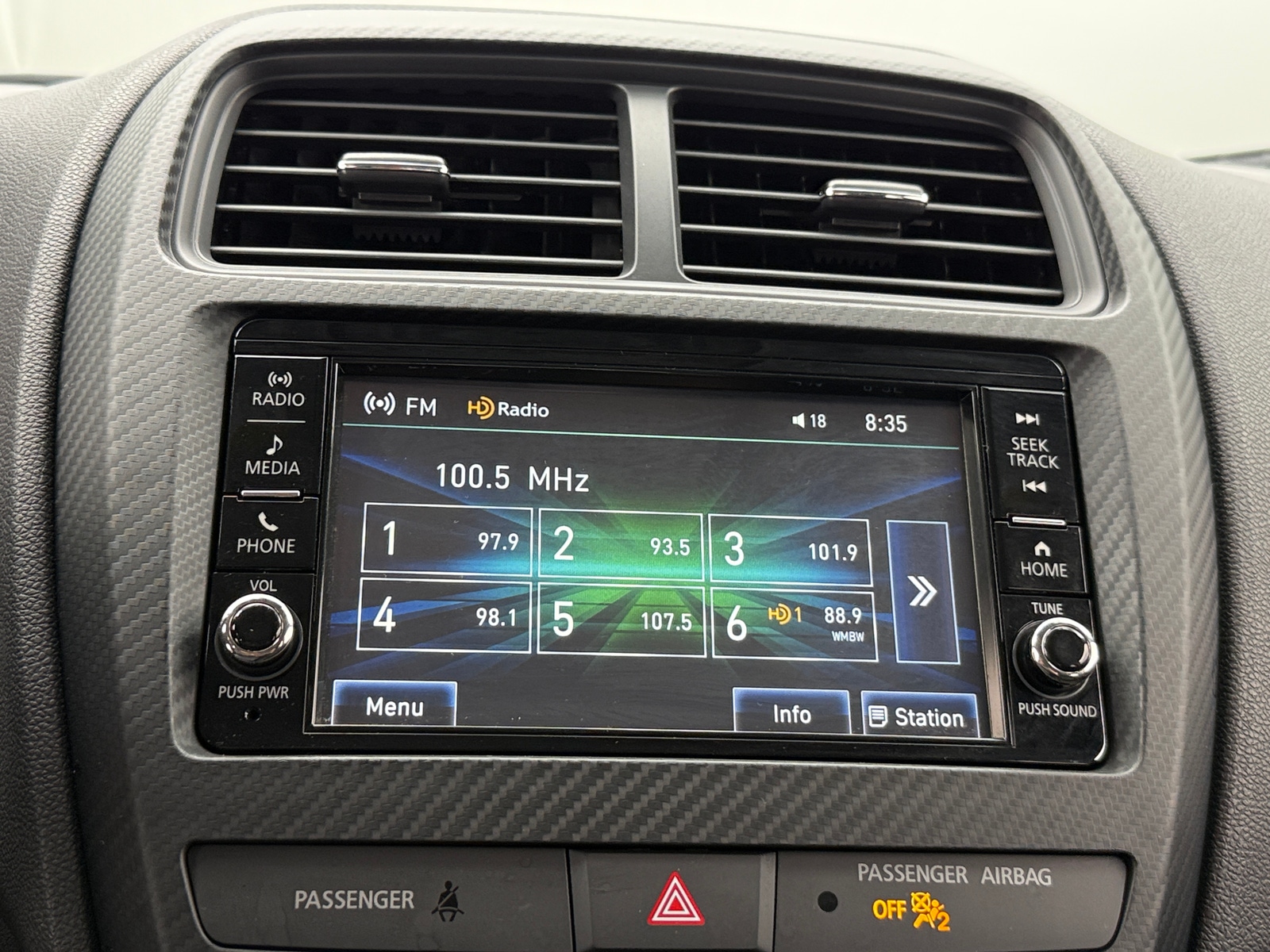 Thumbnail: 2025 Mitsubishi Outlander Sport - 4