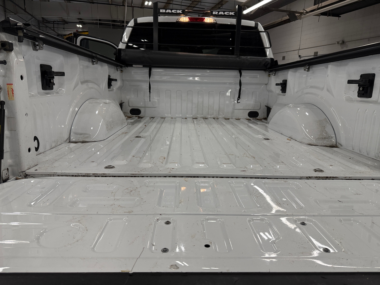 Thumbnail: 2022 Ford Econoline - 7