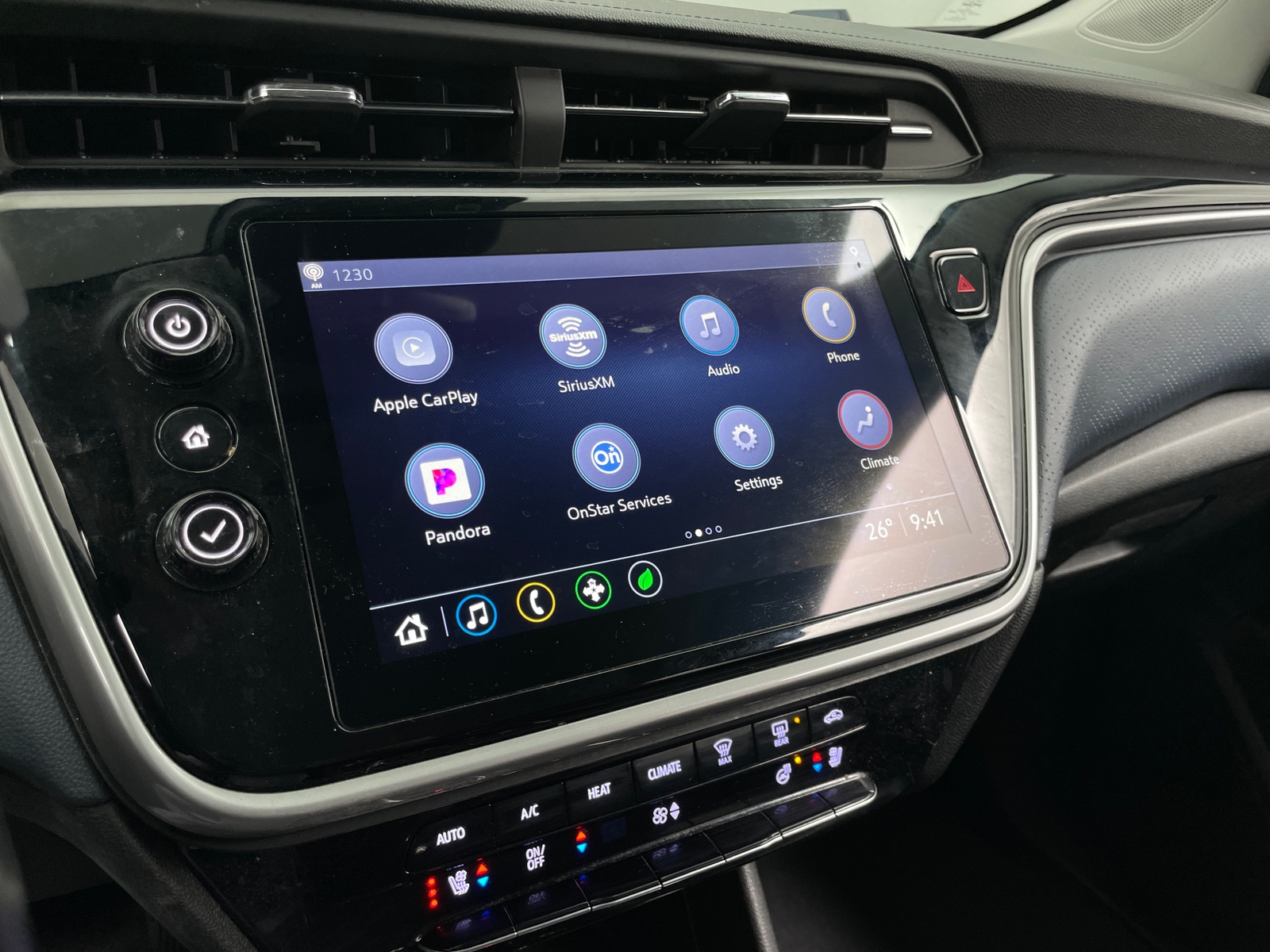 Thumbnail: 2022 Chevrolet Bolt EUV - 3