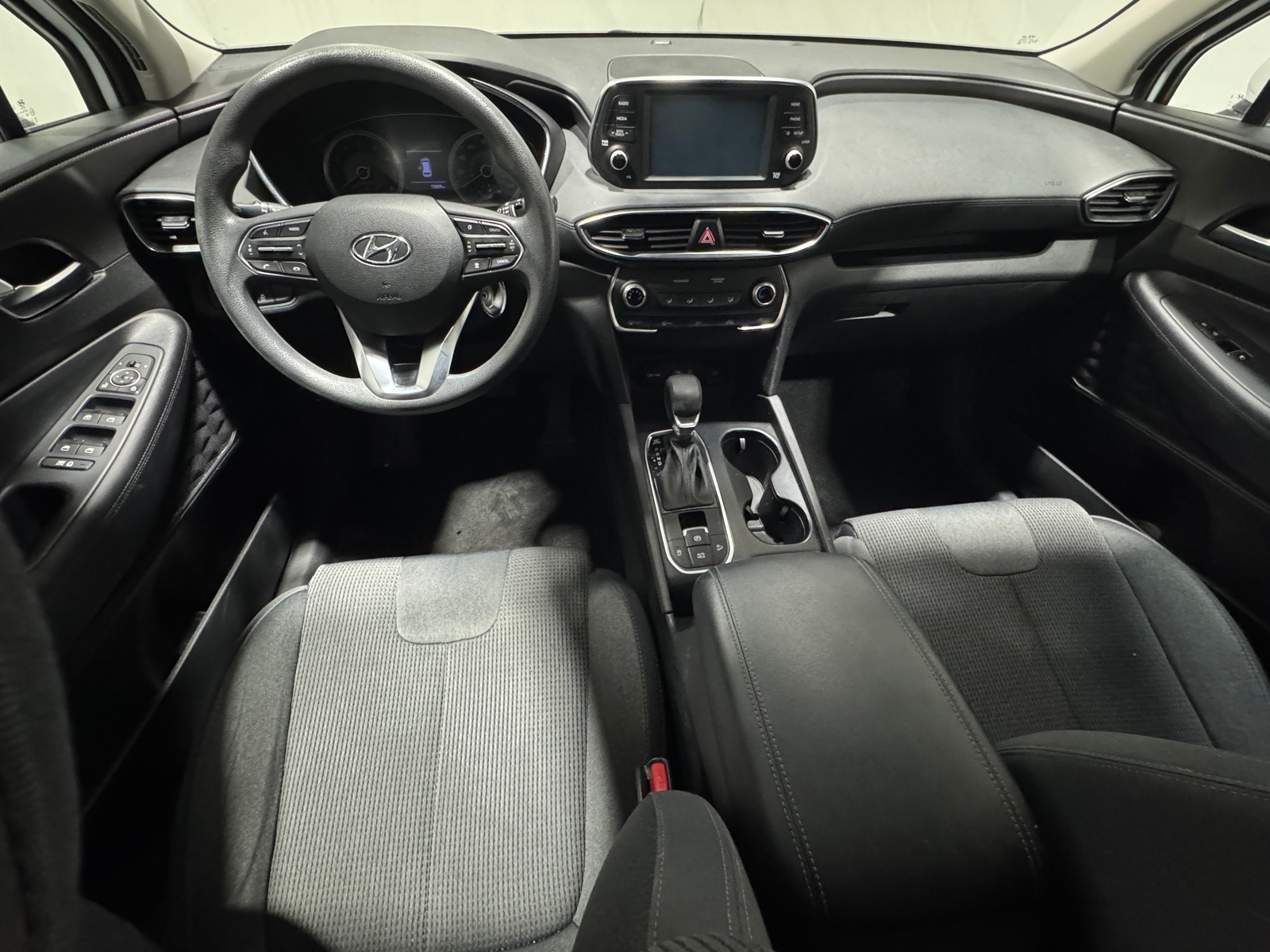 Thumbnail: 2019 Hyundai Santa Fe - 3