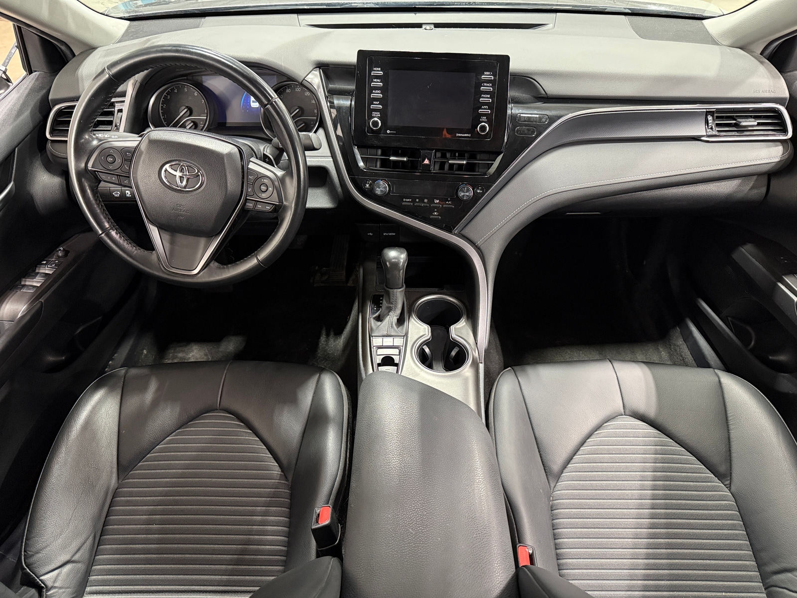 Thumbnail: 2023 Toyota Camry - 3