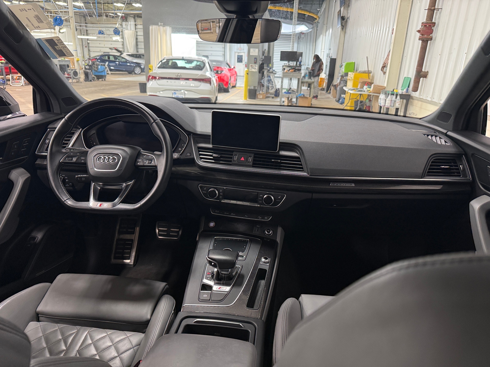 Thumbnail: 2018 Audi SQ5 - 2