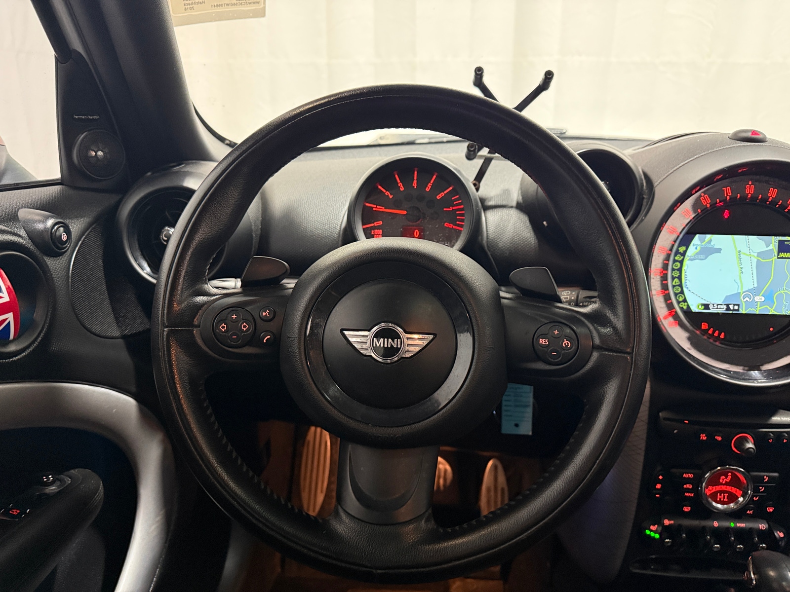 Thumbnail: 2016 MINI Cooper Countryman - 4