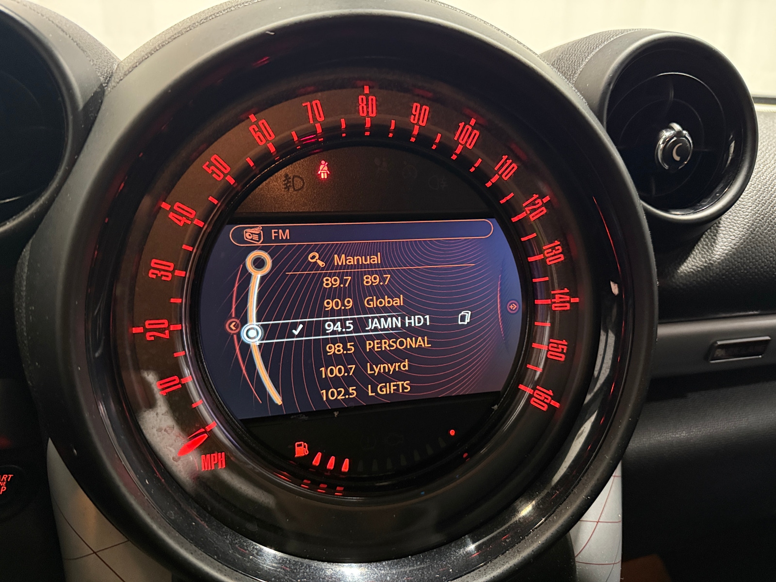 Thumbnail: 2016 MINI Cooper Countryman - 3