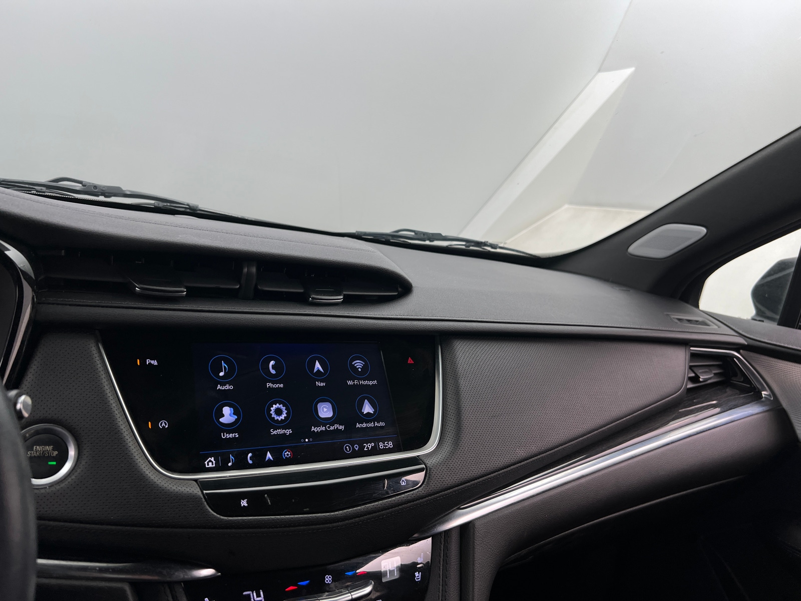 Thumbnail: 2023 Cadillac XT5 - 3