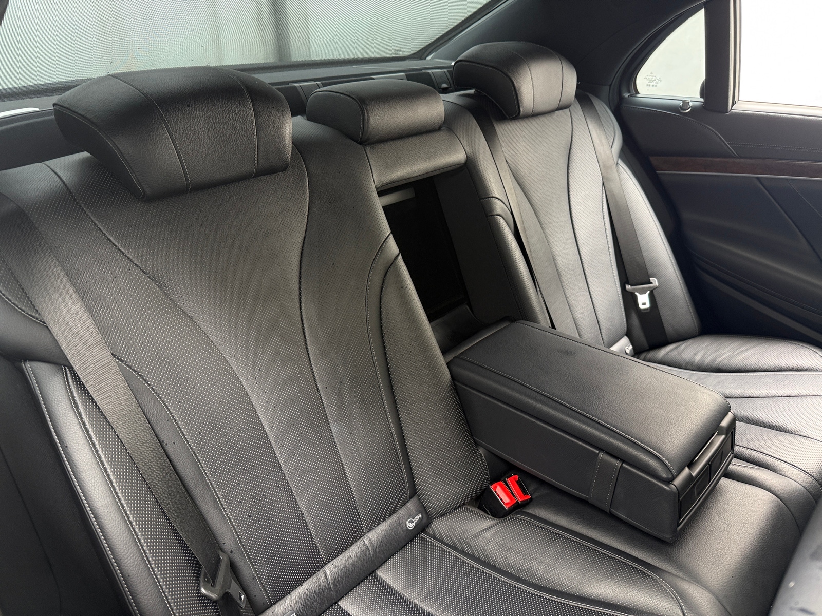 Thumbnail: 2015 Mercedes-Benz S-Class - 5