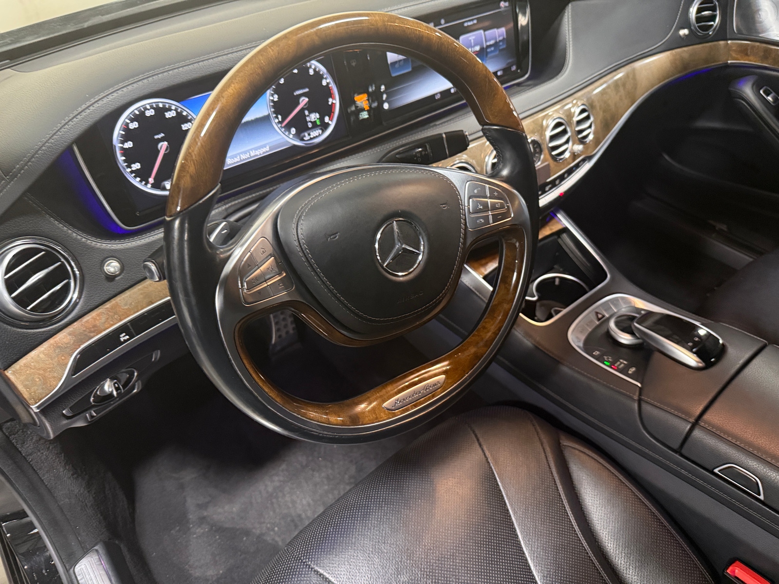 Thumbnail: 2015 Mercedes-Benz S-Class - 4