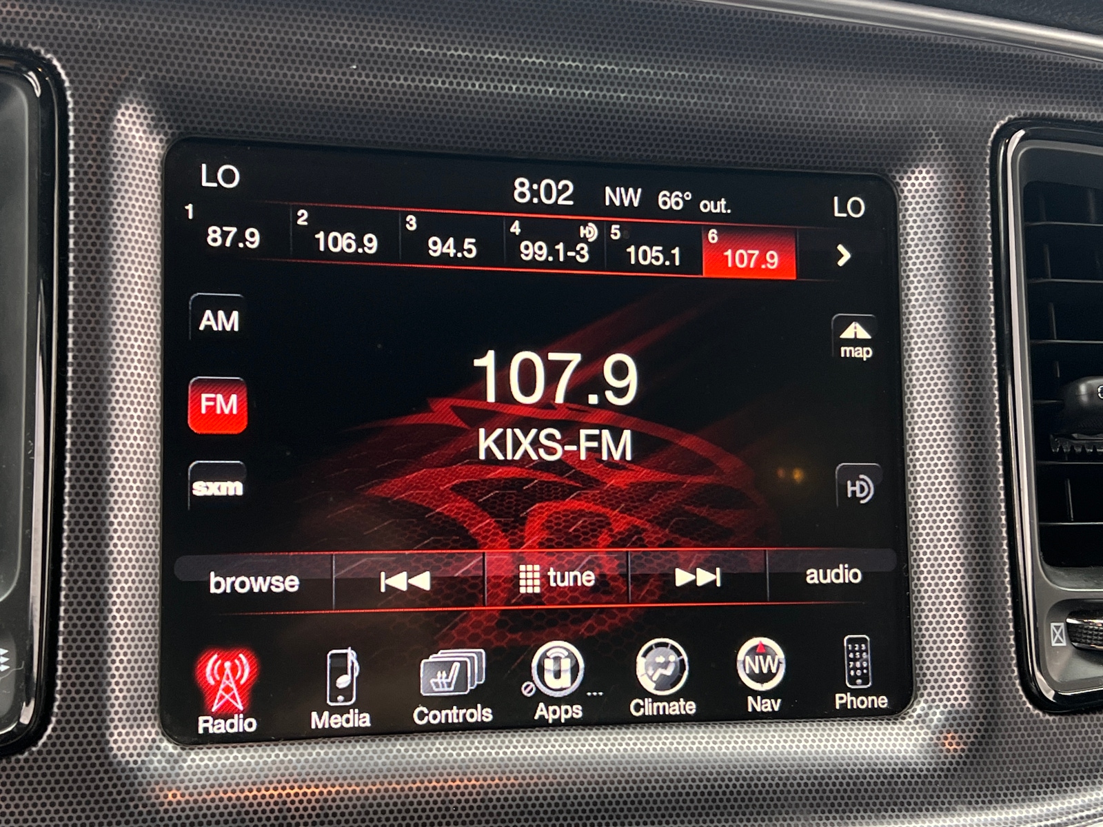 Thumbnail: 2016 Dodge Challenger - 2