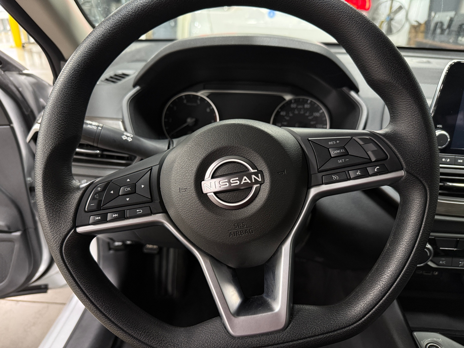 Thumbnail: 2024 Nissan Altima - 5