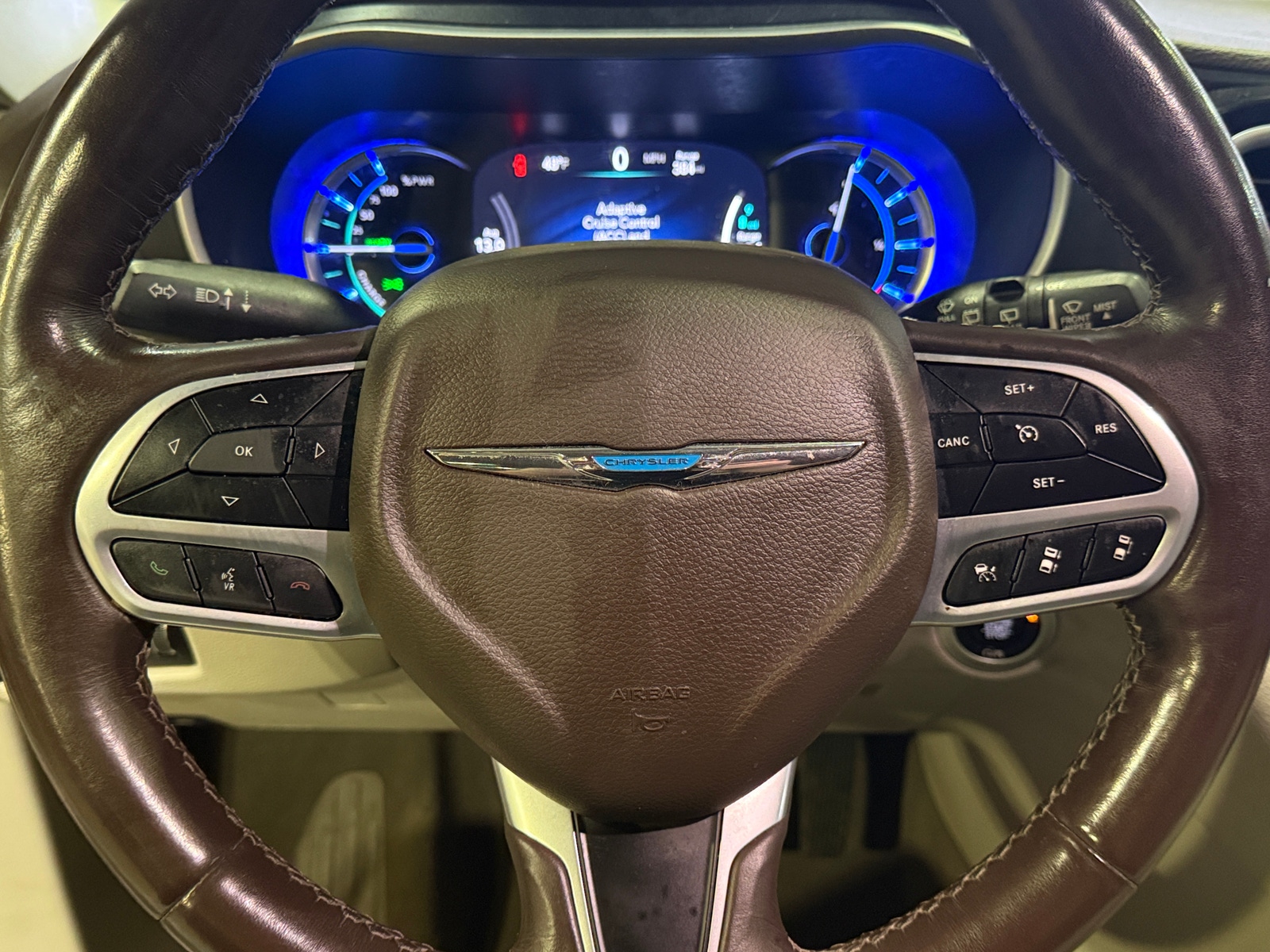 Thumbnail: 2021 Chrysler Pacifica - 4