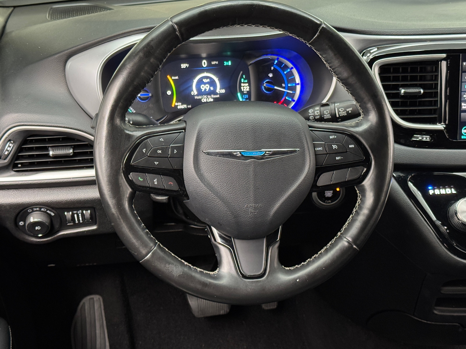 Thumbnail: 2020 Chrysler Pacifica - 4