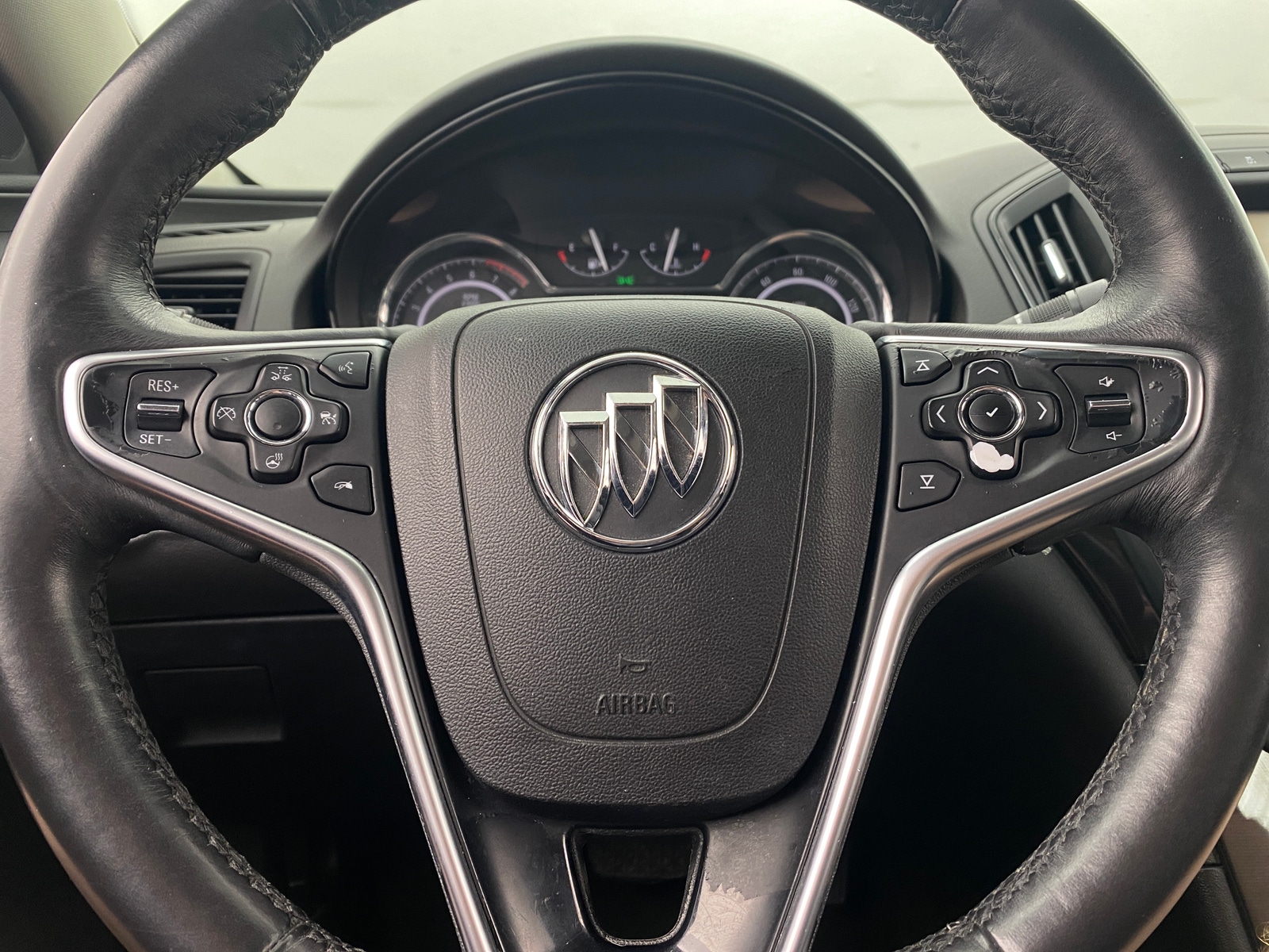 Thumbnail: 2016 Buick Regal - 4