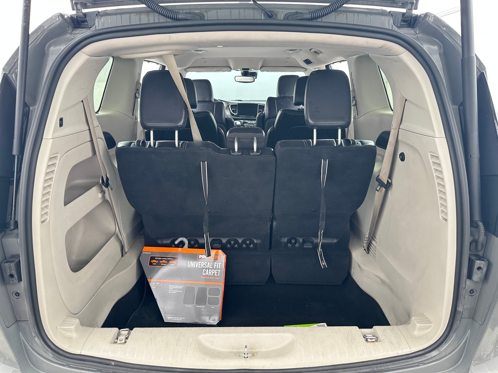 Thumbnail: 2022 Chrysler Pacifica - 6