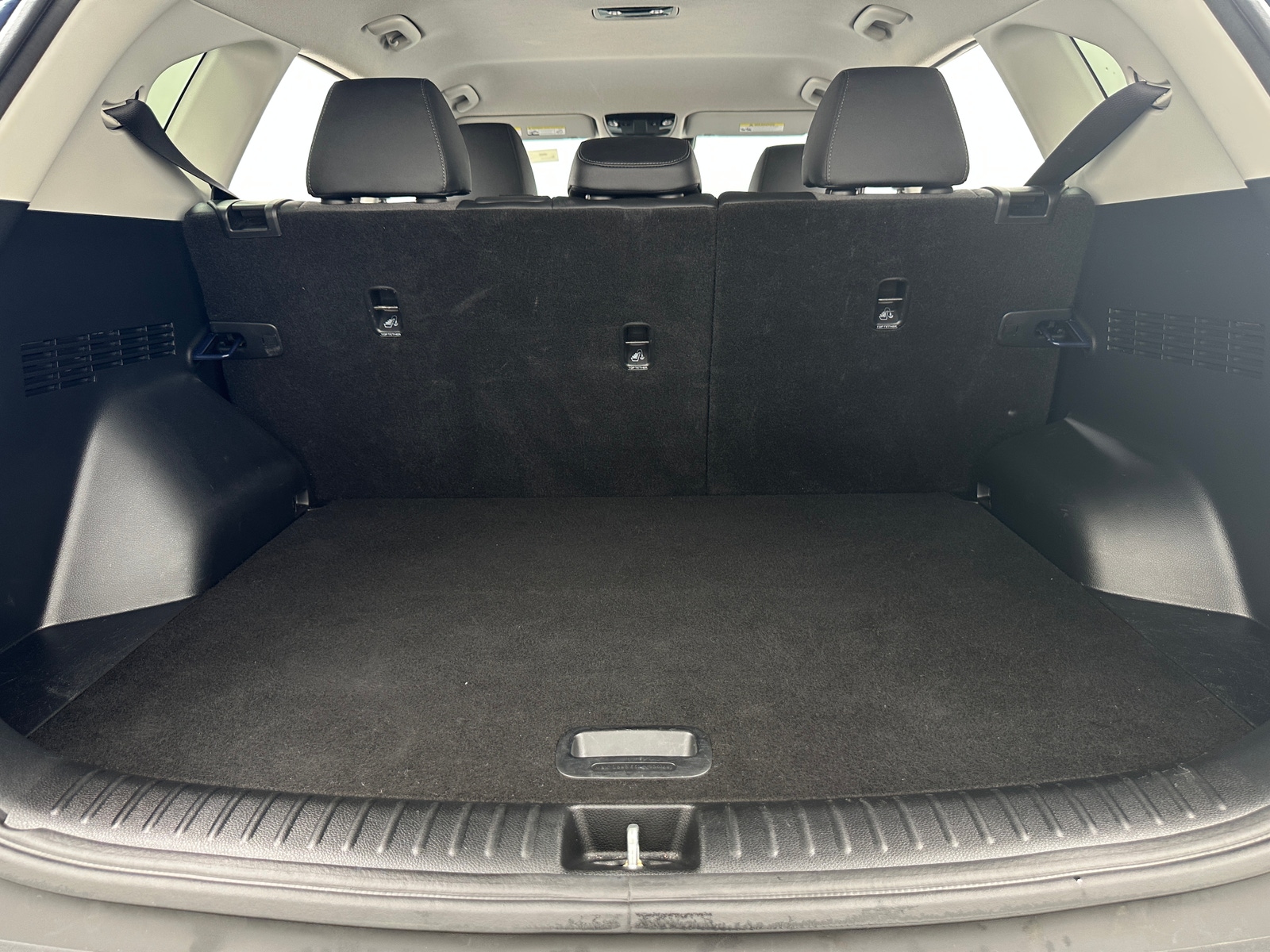 Thumbnail: 2023 Kia Seltos - 7