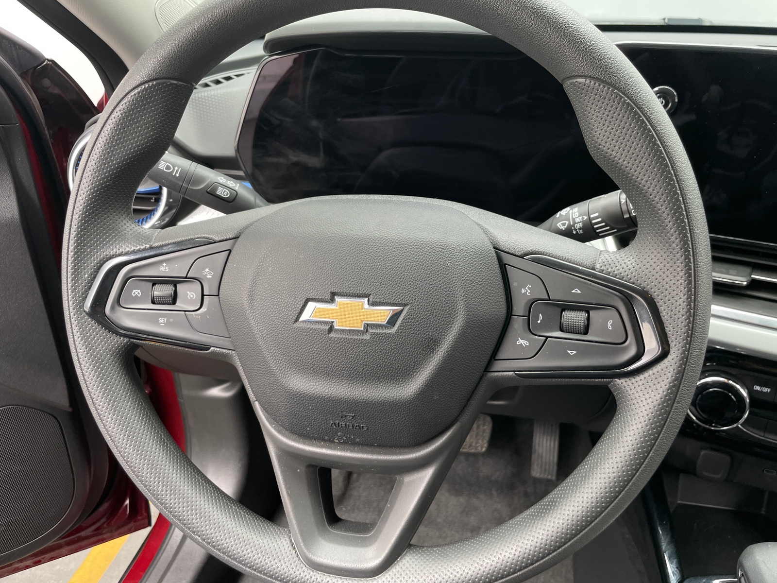 Thumbnail: 2025 Chevrolet Trax - 5