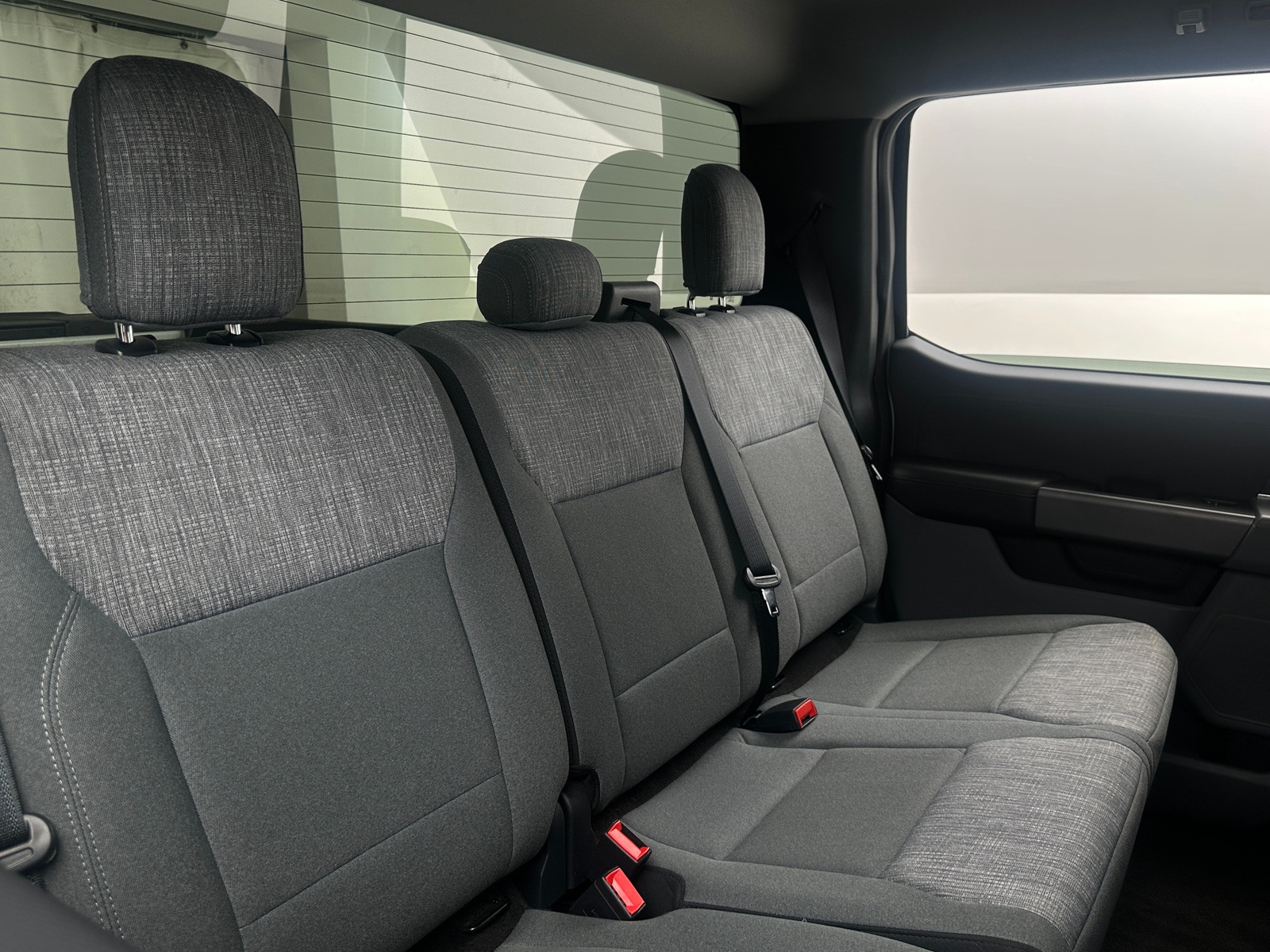 Thumbnail: 2021 Ford Econoline - 6