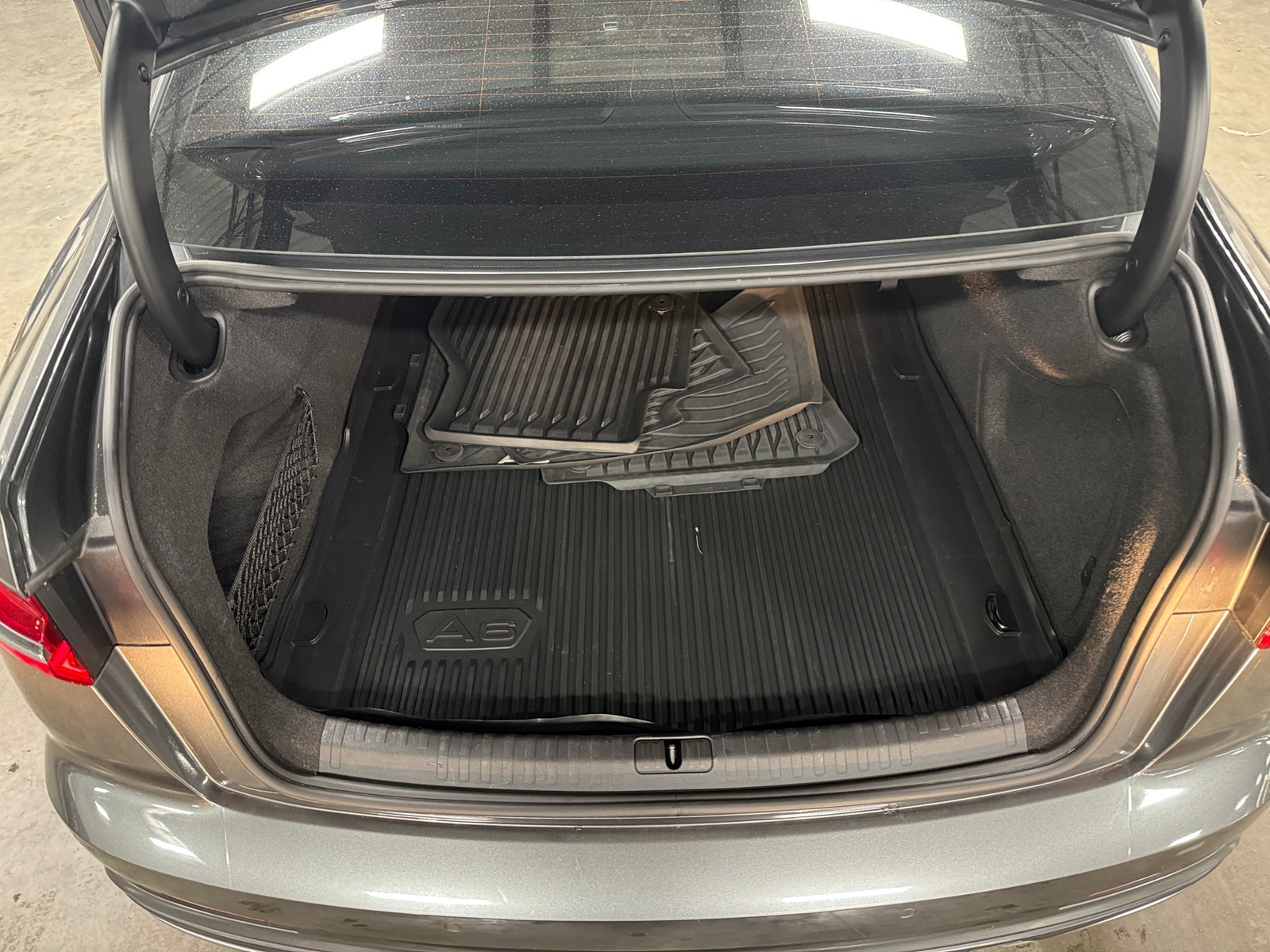 Thumbnail: 2019 Audi A6 - 6