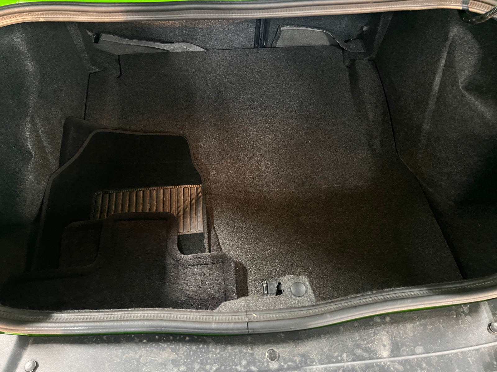 Thumbnail: 2017 Dodge Challenger - 4