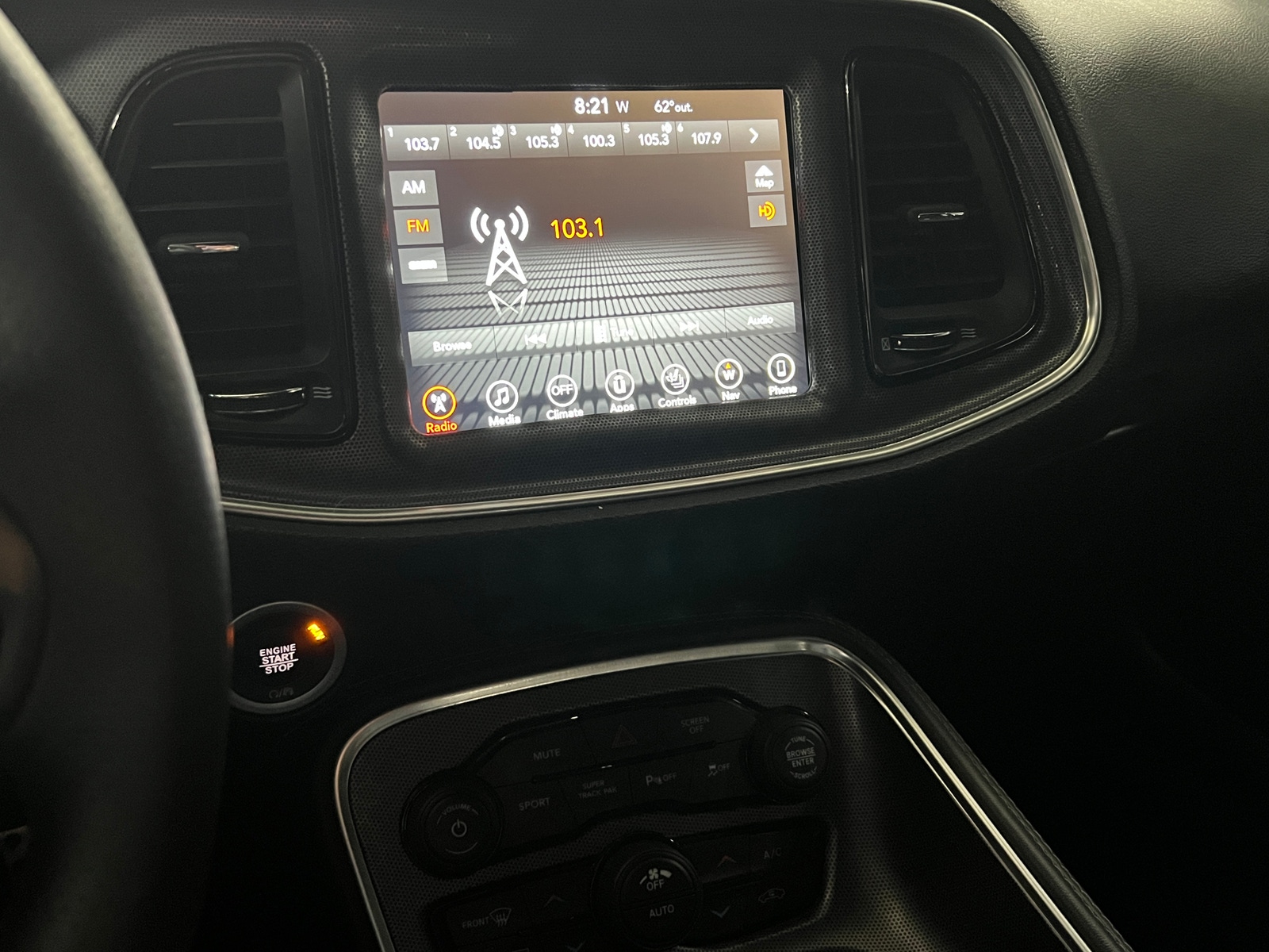 Thumbnail: 2017 Dodge Challenger - 2