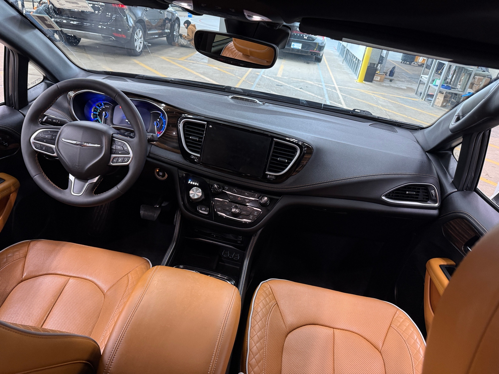 Thumbnail: 2022 Chrysler Pacifica - 2