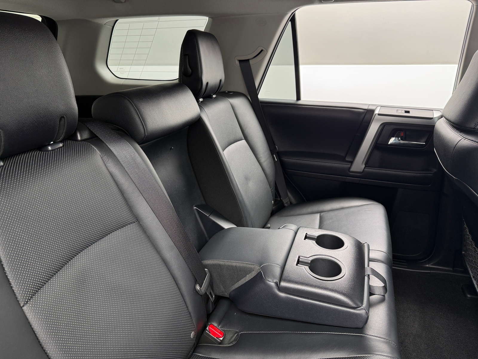 Thumbnail: 2018 Toyota 4Runner - 5