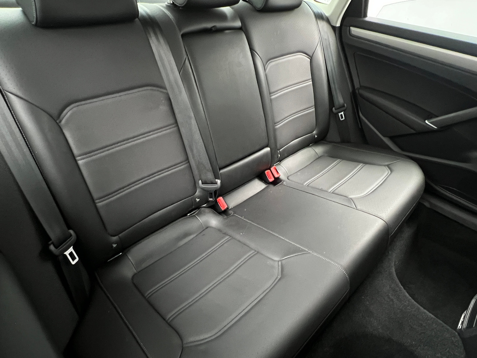 Thumbnail: 2020 Volkswagen Passat - 5