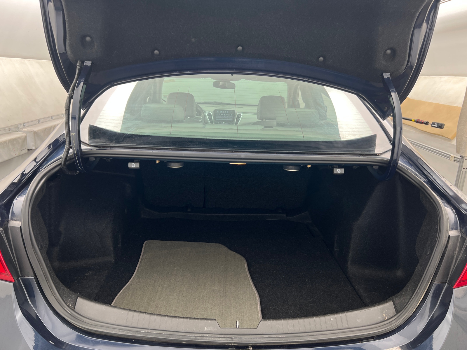 Thumbnail: 2016 Chevrolet Malibu - 7