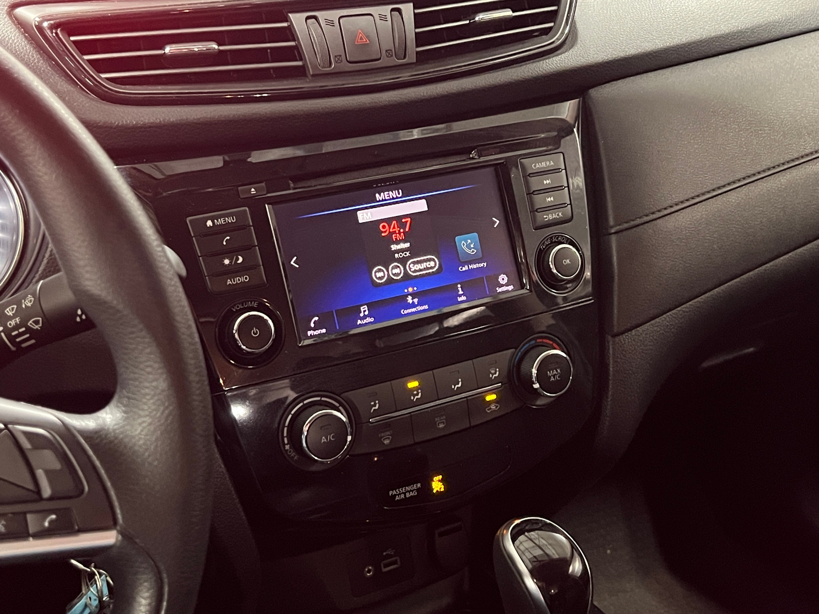 Thumbnail: 2018 Nissan Rogue - 4