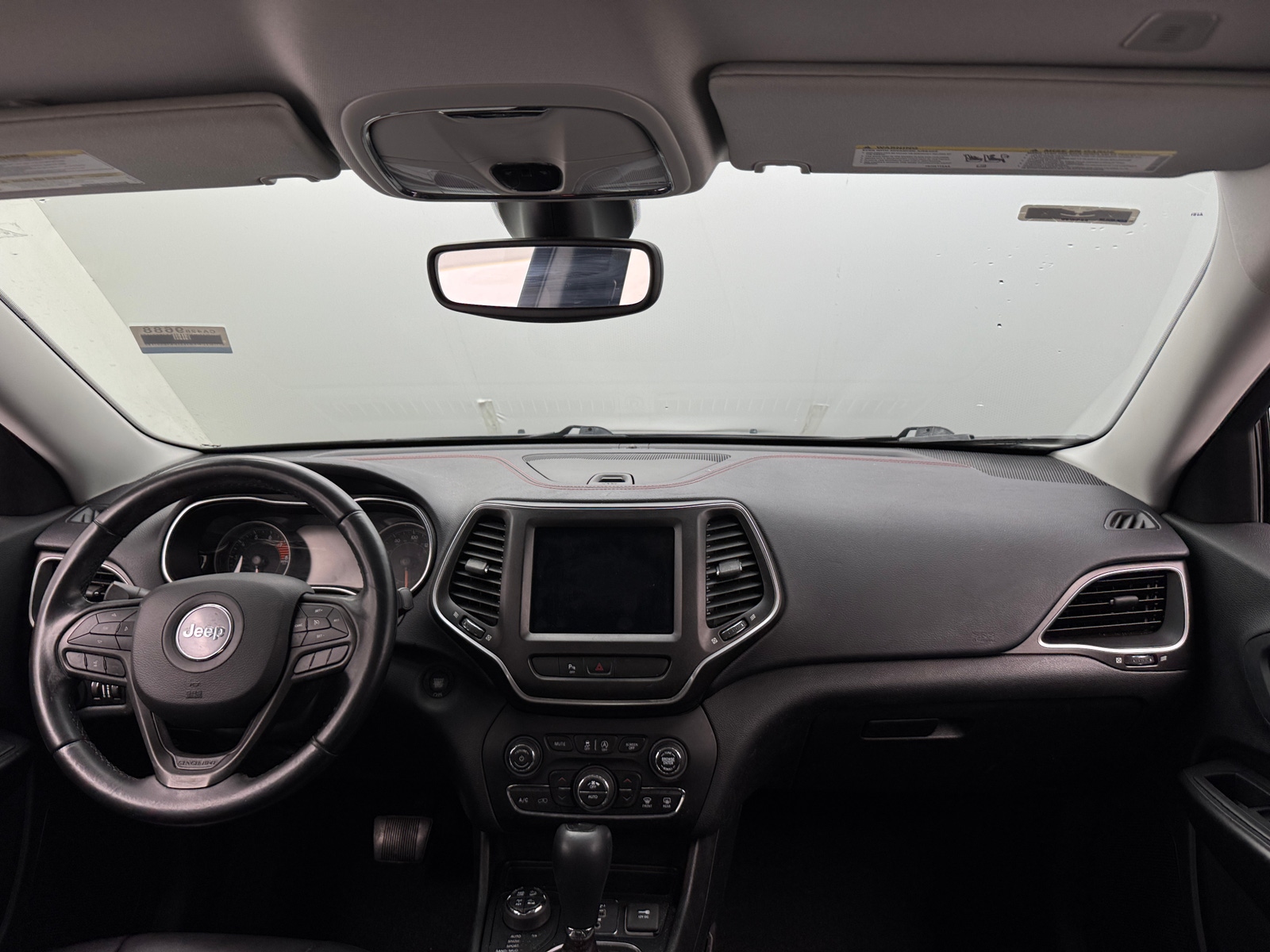 Thumbnail: 2019 Jeep Cherokee - 3