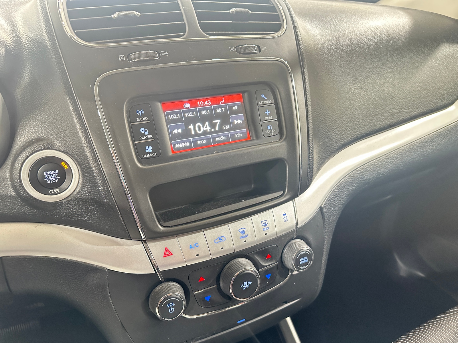 Thumbnail: 2020 Dodge Journey - 4